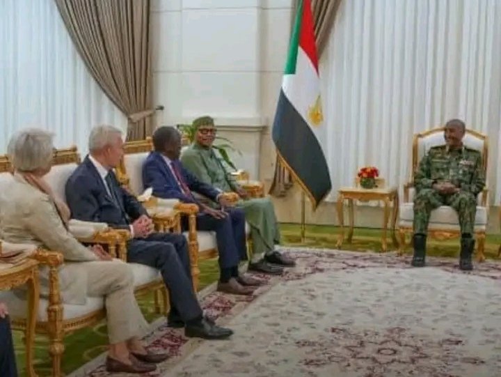 غلاف المقال